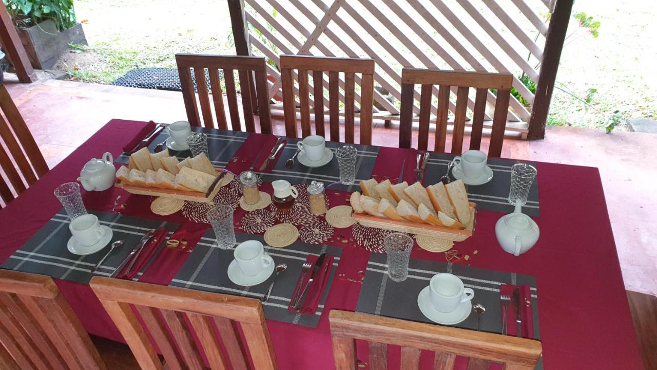 Les Citronniers Bed and Breakfast Ile Sainte-Marie Buitenkant foto